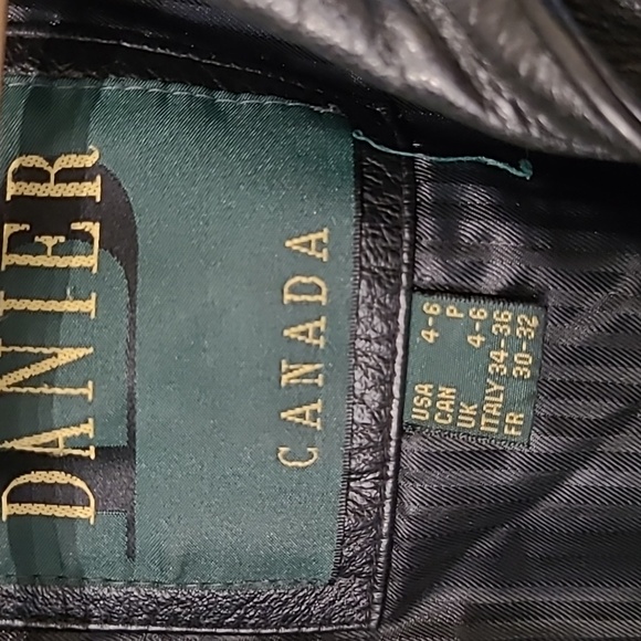 Danier leather jacket - Picture 3 of 5